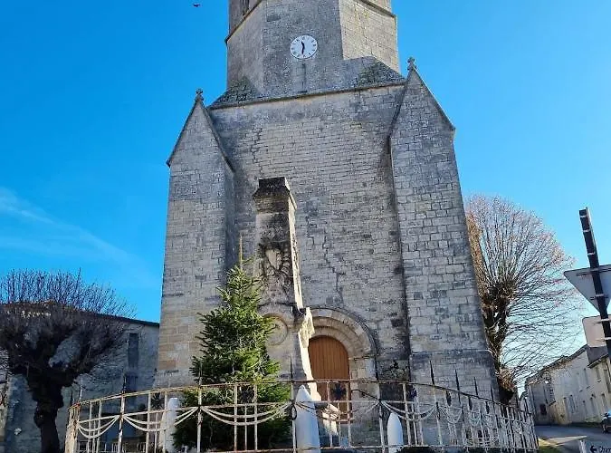 D'hotes Charente Bed and Breakfast